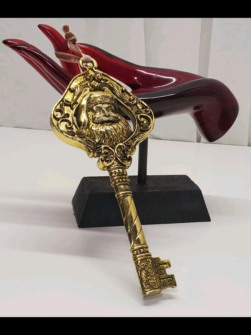 Large Santa Claus Ornate Key Double Sided Gold Resin 3D Ornament 8.5 X 3.75 Inch